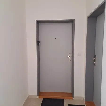 Apartmans Mwm 2 *